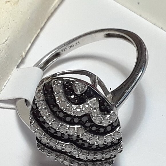 .33cttw Fancy Black & White Diamond Oval lined pattern Sterling Silver Ring#2100 - Picture 5 of 5